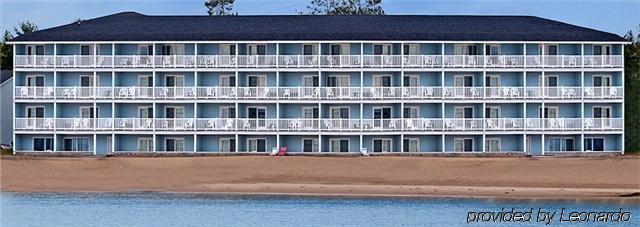 Fairview Beachfront Inn Mackinaw City Εξωτερικό φωτογραφία