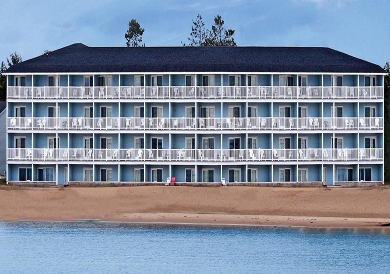 Fairview Beachfront Inn Mackinaw City Εξωτερικό φωτογραφία